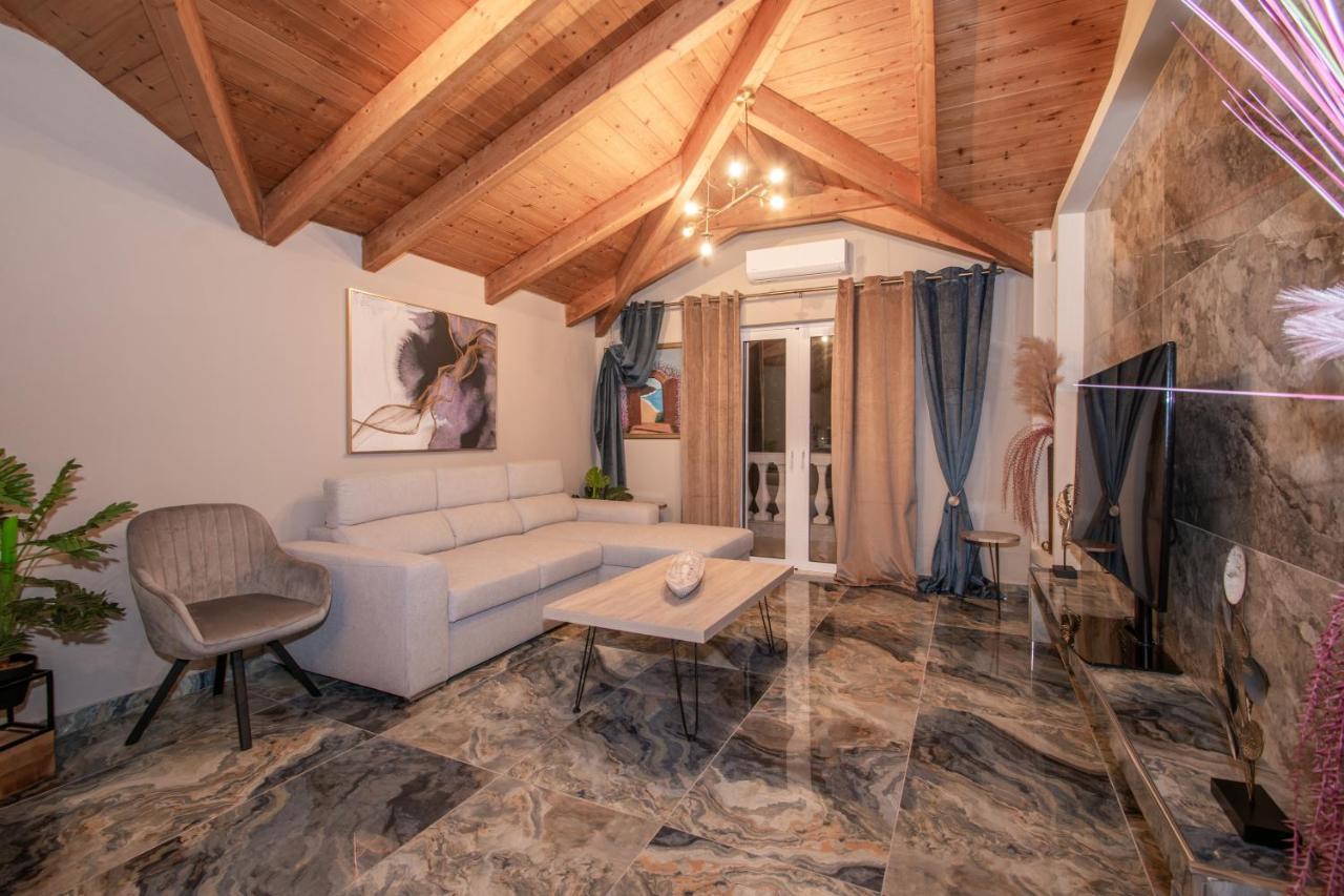 Casa Di Voz Shared Villa Studios By "Elite" Gaitani Kültér fotó